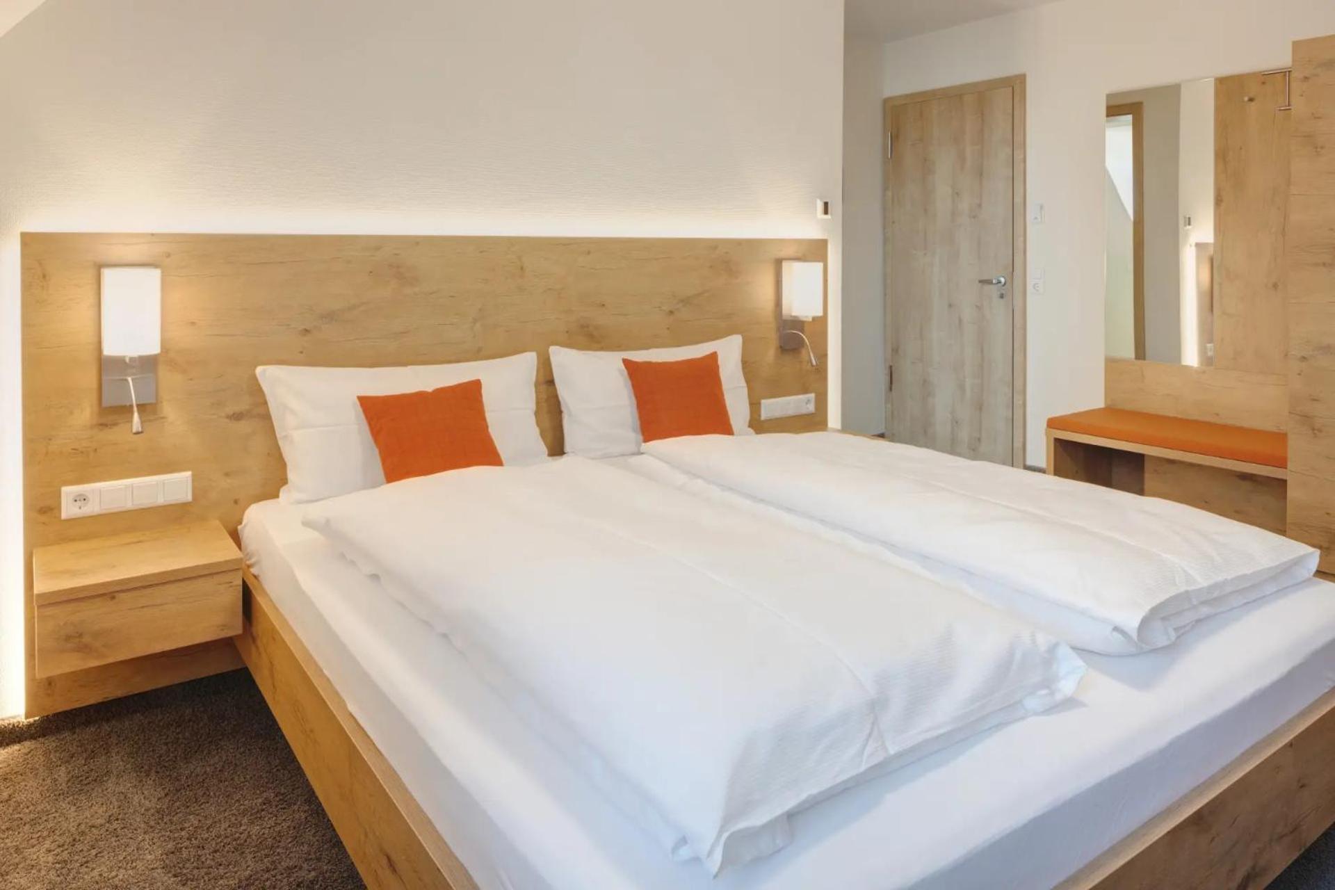 Landhotel Steigenhaus Untermunkheim Buitenkant foto