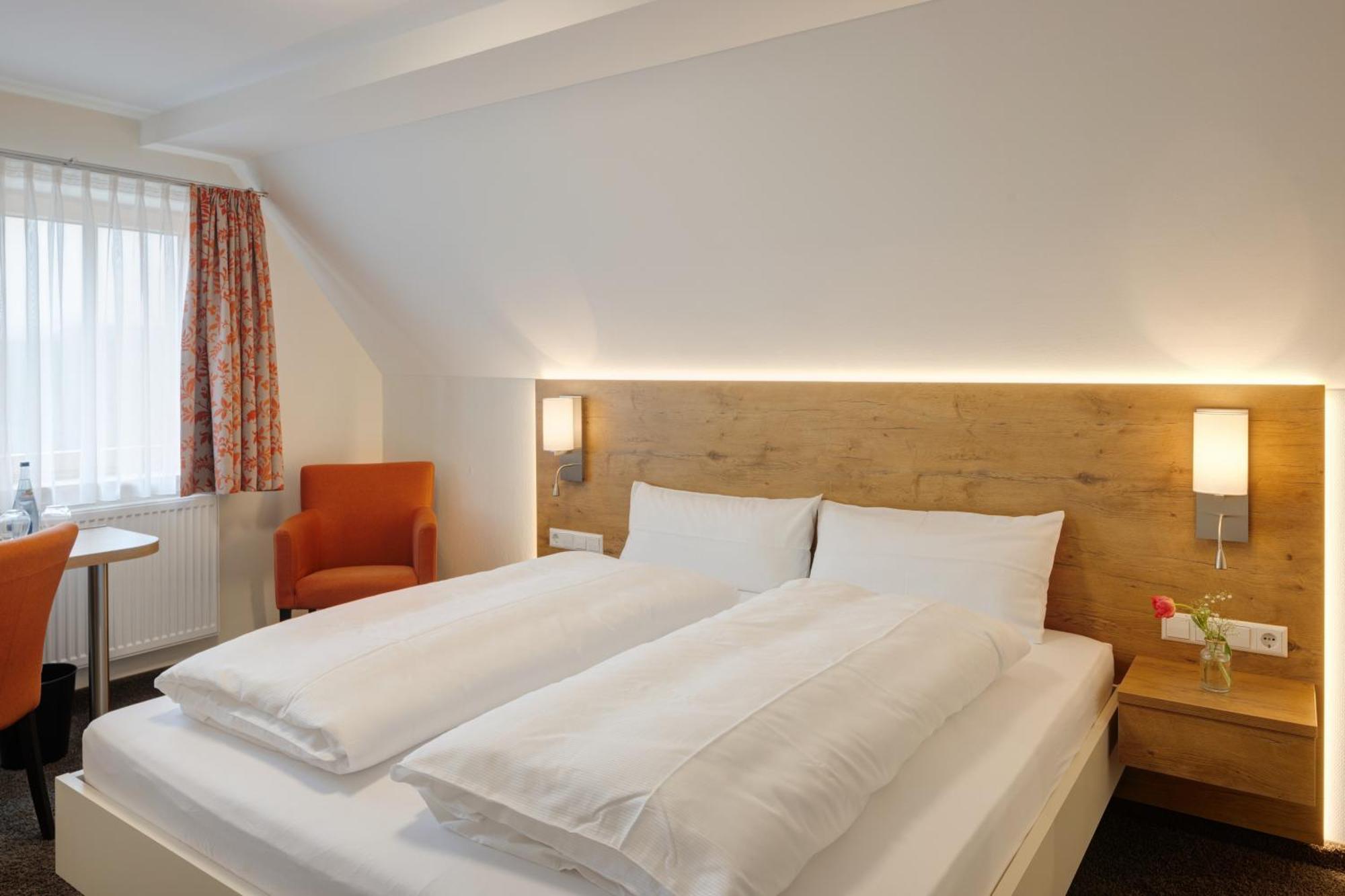 Landhotel Steigenhaus Untermunkheim Buitenkant foto